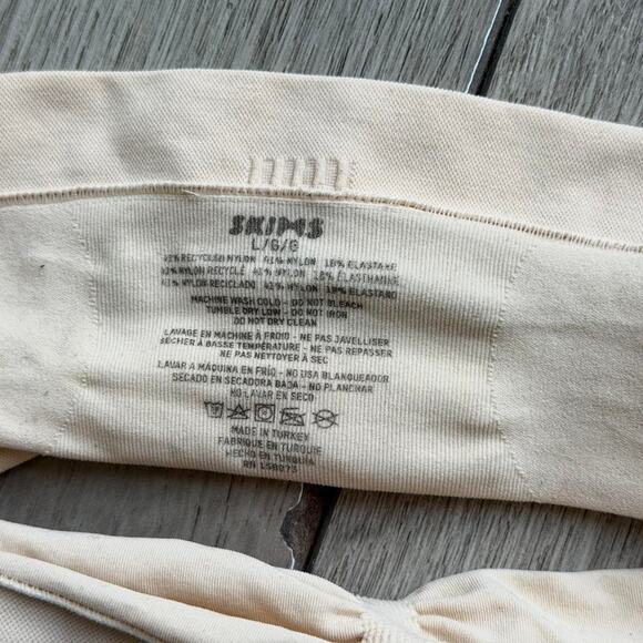 Skims convertible bandeau strapless bra - Picture 4 of 4